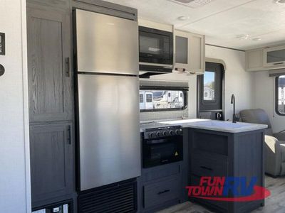 2025 Dutchmen RV Aspen Trail LE - Photo 14