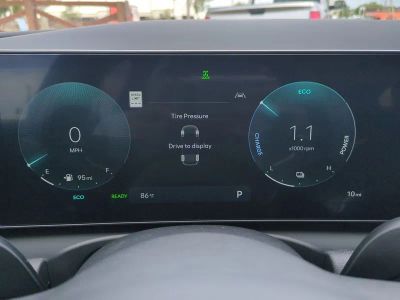 2026 Hyundai TUCSON HYBRID — photo 35 view