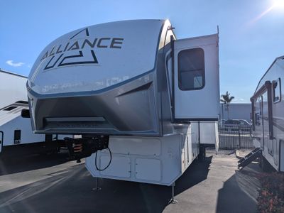 2026 Alliance RV Paradigm - Photo 32