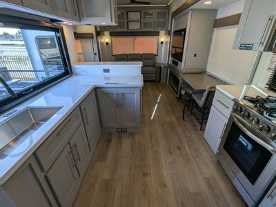 2026 Alliance RV Paradigm - Photo 9