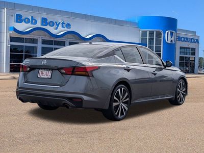 2019 Nissan Altima - Photo 3