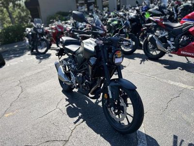 2025 Honda CB300R - Photo 1