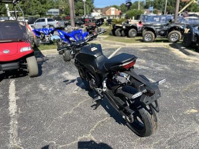 2025 Honda CB300R - Photo 6