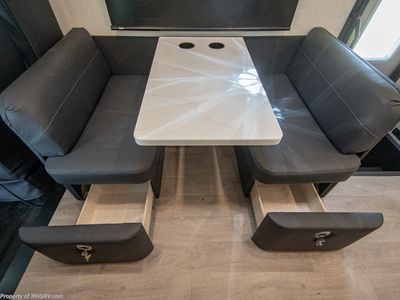 2026 Nexus Ghost - Photo 10
