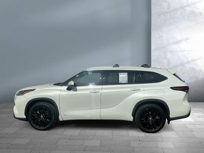 2024 Toyota Highlander - Photo 3