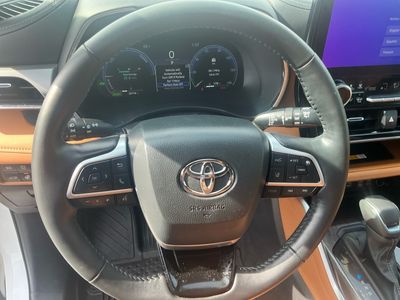 2024 Toyota Highlander - Photo 13