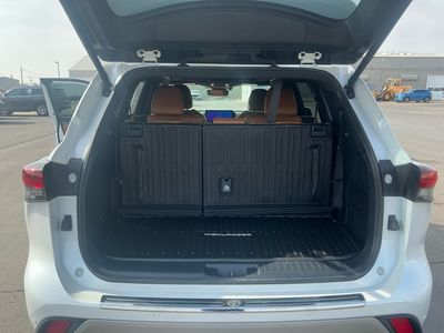 2024 Toyota Highlander - Photo 17