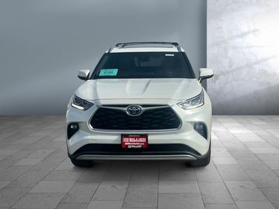 2024 Toyota Highlander - Photo 2