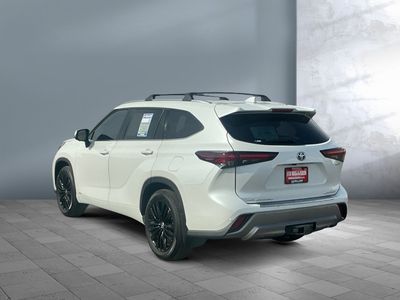 2024 Toyota Highlander - Photo 4