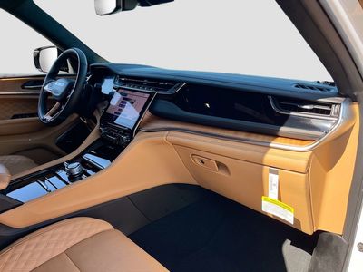 2025 Jeep Grand Cherokee - Photo 31