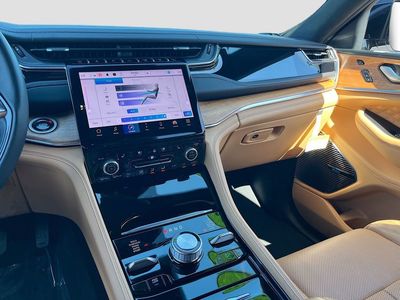 2025 Jeep Grand Cherokee - Photo 25