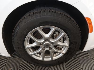 2023 Chrysler Pacifica — photo 10 view