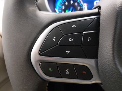 2023 Chrysler Pacifica — photo 25 view