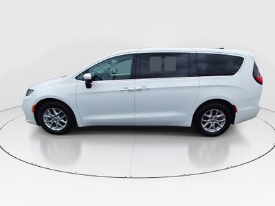 2023 Chrysler Pacifica — interior view