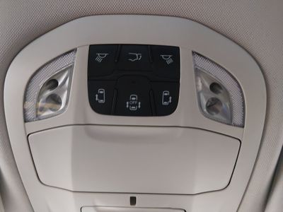 2023 Chrysler Pacifica — photo 22 view