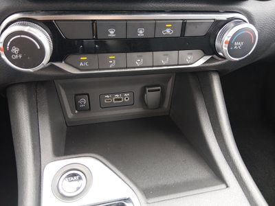 2024 Nissan Sentra - Photo 21