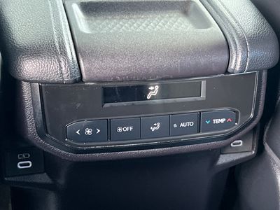 2025 Toyota Grand Highlander - Photo 14
