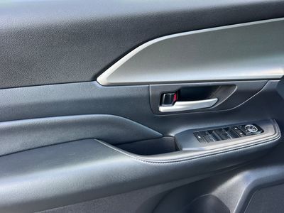 2025 Toyota Grand Highlander - Photo 12