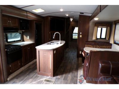2017 Keystone RV Premier Ultra Lite - Photo 14