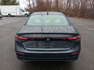 2025 Honda Accord Sedan LX CVT - Photo 5