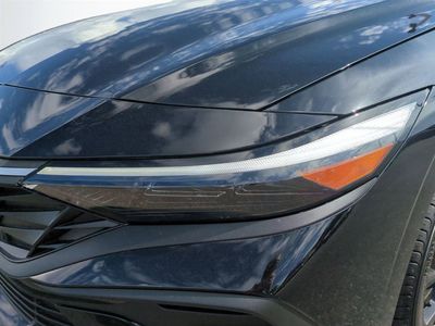 2026 Hyundai ELANTRA — photo 10 view