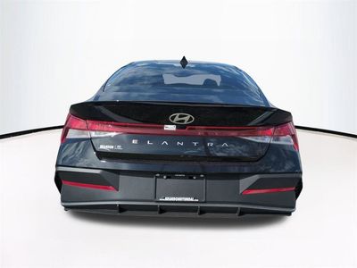 2026 Hyundai ELANTRA — photo 7 view