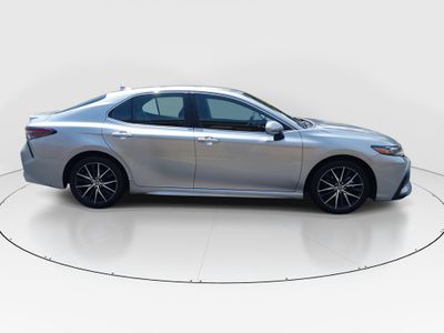 2024 Toyota Camry - Photo 8