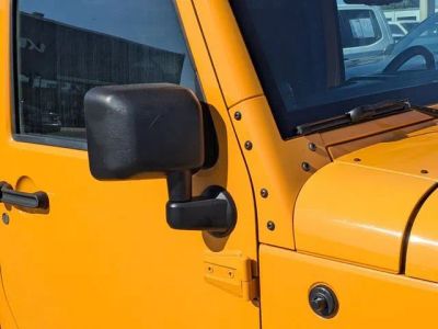 2013 Jeep Wrangler — photo 9 view