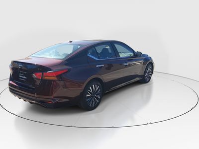 2024 Nissan Altima - Photo 7