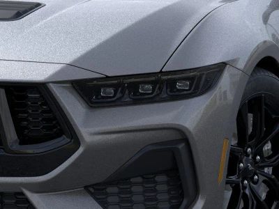 2026 Ford Mustang - Photo 18