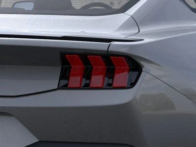 2026 Ford Mustang - Photo 21