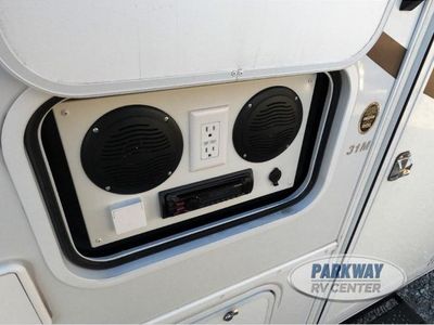 2015 Fleetwood RV Tioga Montara - Photo 4