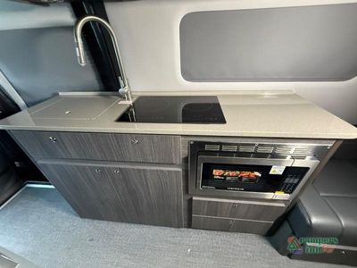 2027 Grech RV Strada-ion AWD — photo 45 view