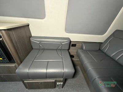 2027 Grech RV Strada-ion AWD — photo 25 view
