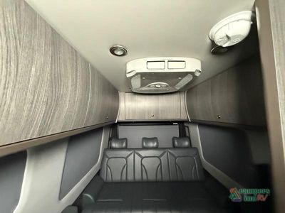 2027 Grech RV Strada-ion AWD — photo 17 view