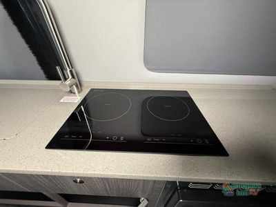 2027 Grech RV Strada-ion AWD — photo 40 view