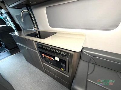 2027 Grech RV Strada-ion AWD — photo 47 view