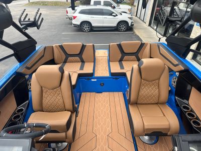 2025 Yamaha 222 XE - Photo 10