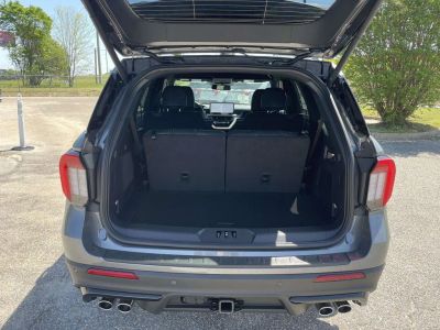 2026 Ford Explorer — photo 10 view