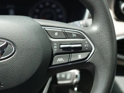 2023 Hyundai Santa Fe — photo 8 view