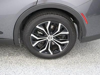 2024 Toyota Crown AWD — photo 10 view