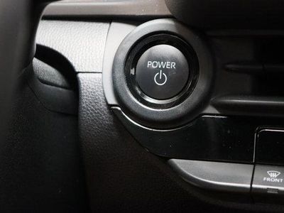 2024 Toyota Crown AWD — photo 18 view