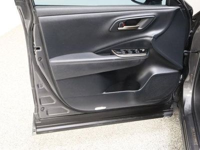 2024 Toyota Crown AWD — photo 12 view