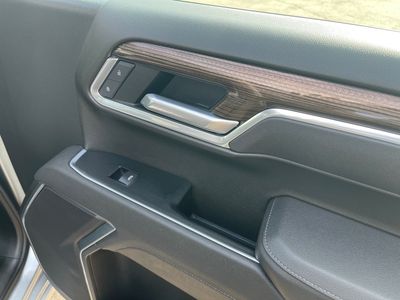 2026 Chevrolet Silverado 1500 — photo 21 view