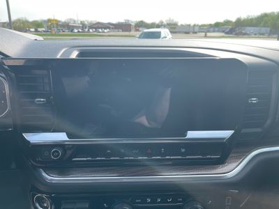 2026 Chevrolet Silverado 1500 — photo 11 view