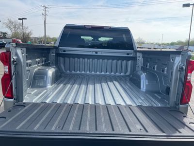 2026 Chevrolet Silverado 1500 — photo 17 view