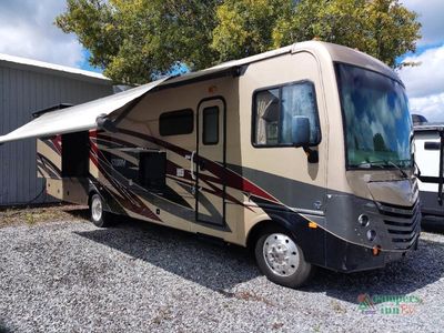 2018 Fleetwood RV Storm - Photo 10