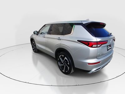 2024 Mitsubishi Outlander - Photo 5