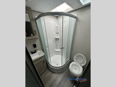 2025 Coachmen RV Catalina Legacy Edition - Photo 9