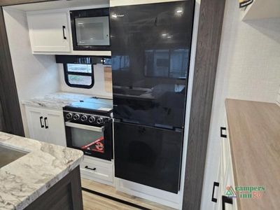 2026 Venture RV SportTrek - Photo 29